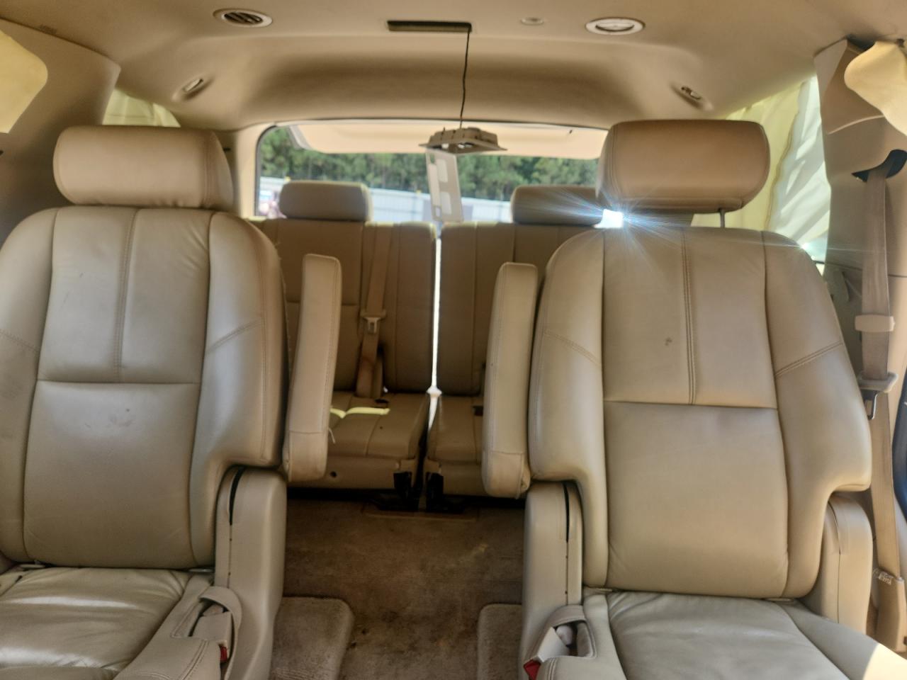 2008 Chevrolet Tahoe C1500 VIN: 1GNFC13038J202637 Lot: 80787065