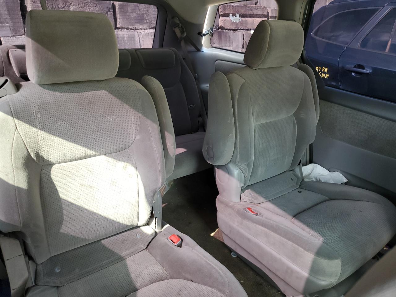 2005 Toyota Sienna Ce VIN: 5TDZA23C55S379491 Lot: 81643455