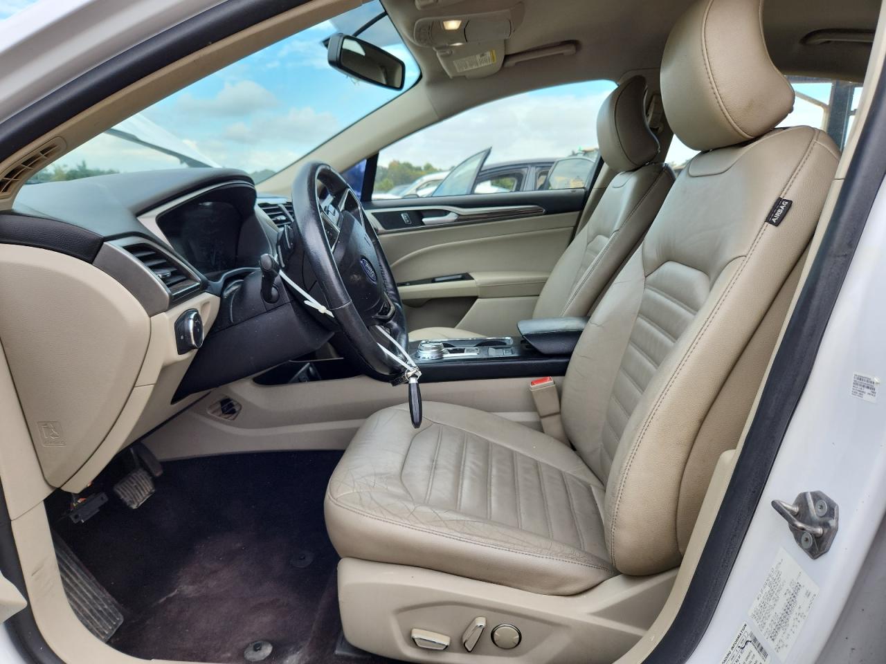 2017 Ford Fusion Se VIN: 3FA6P0HD7HR317319 Lot: 71259235