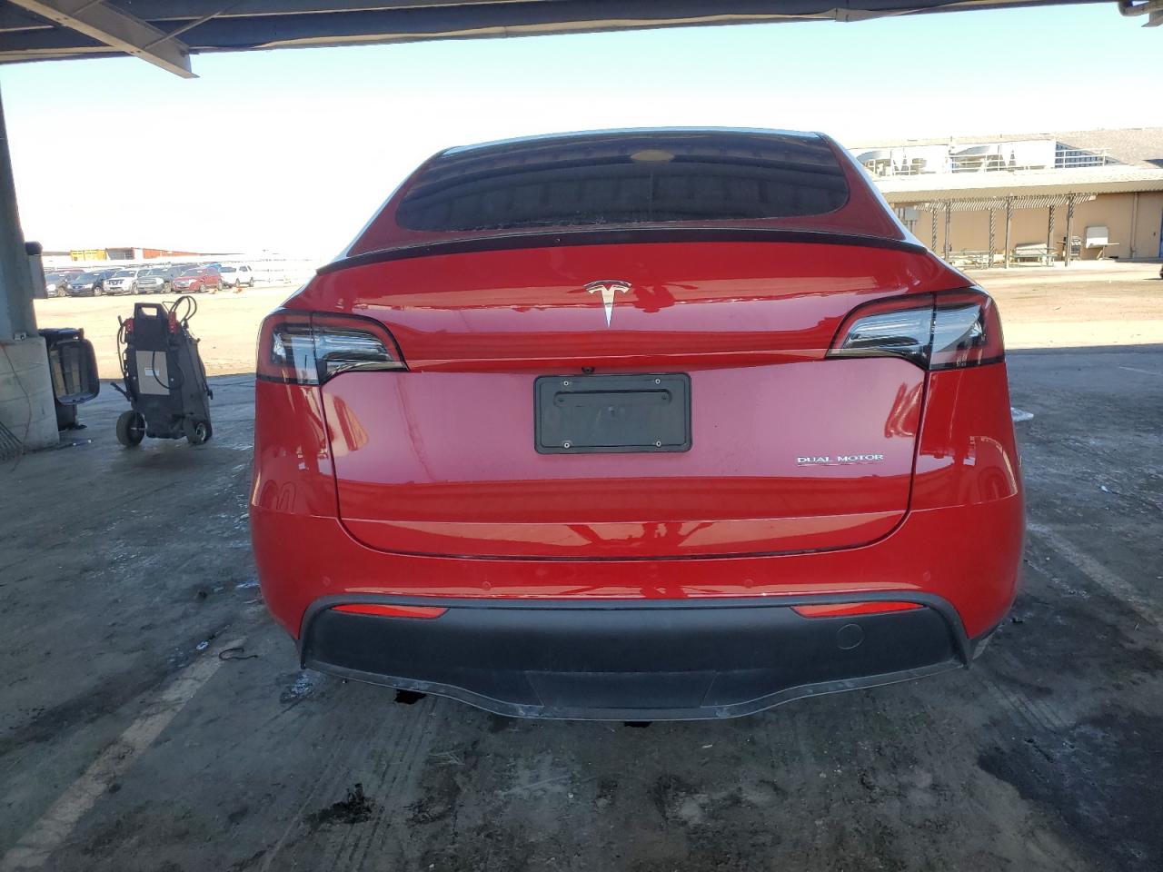 2022 Tesla Model Y VIN: 7SAYGDEF7NF491875 Lot: 81700525