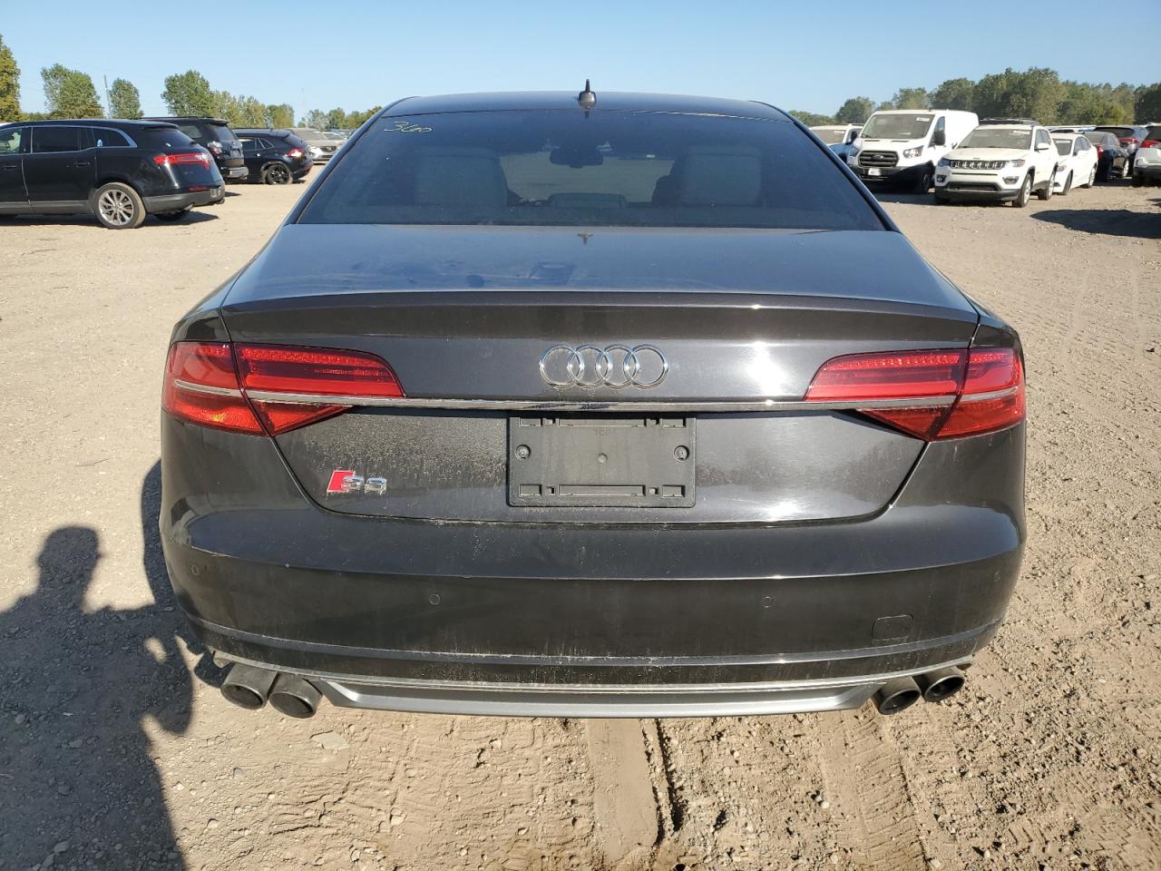 2015 Audi S8 Quattro VIN: WAUK2AFD9FN007802 Lot: 81842895