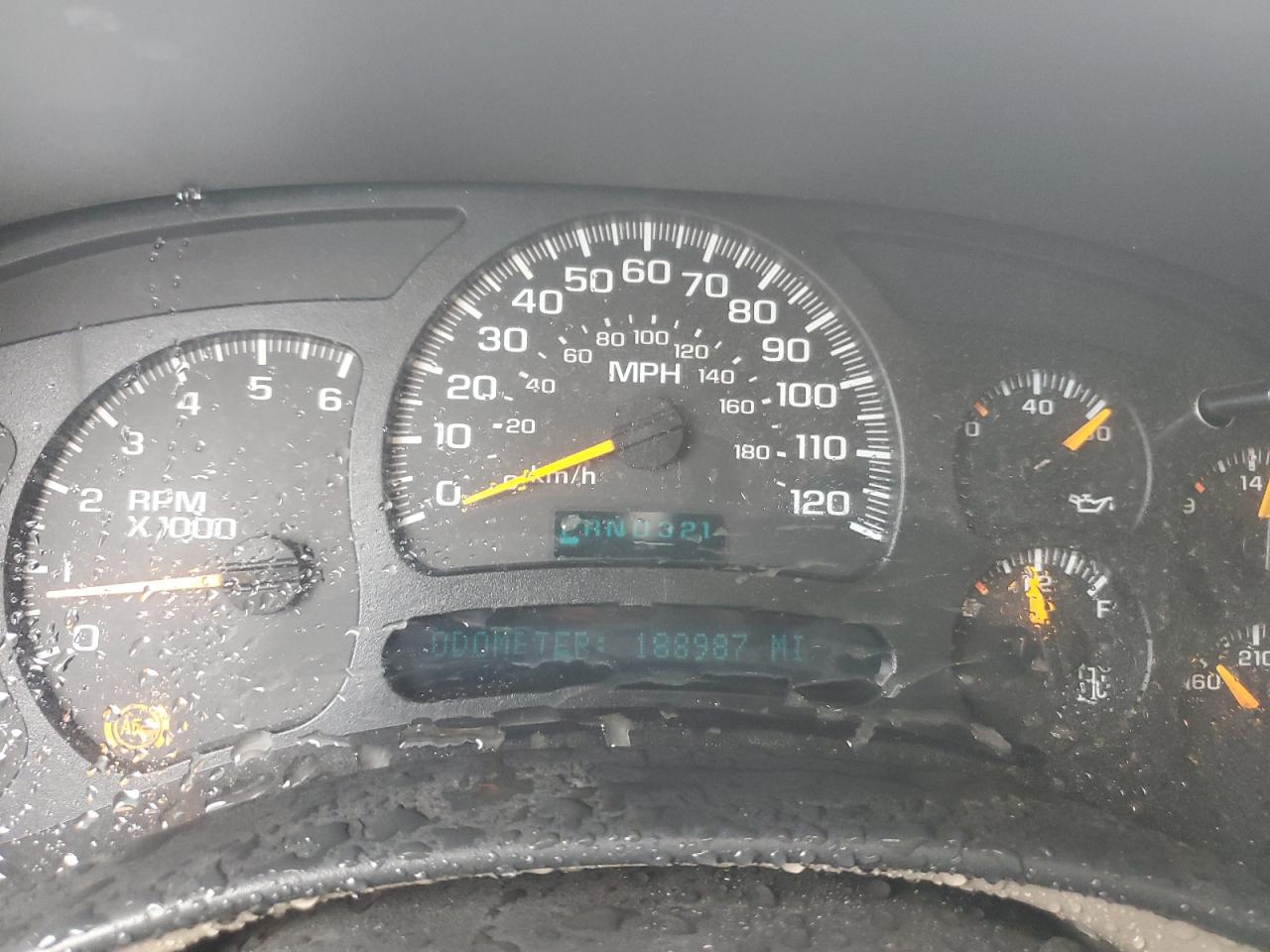 2005 GMC Yukon VIN: 1GKEK13T45J109451 Lot: 80732255