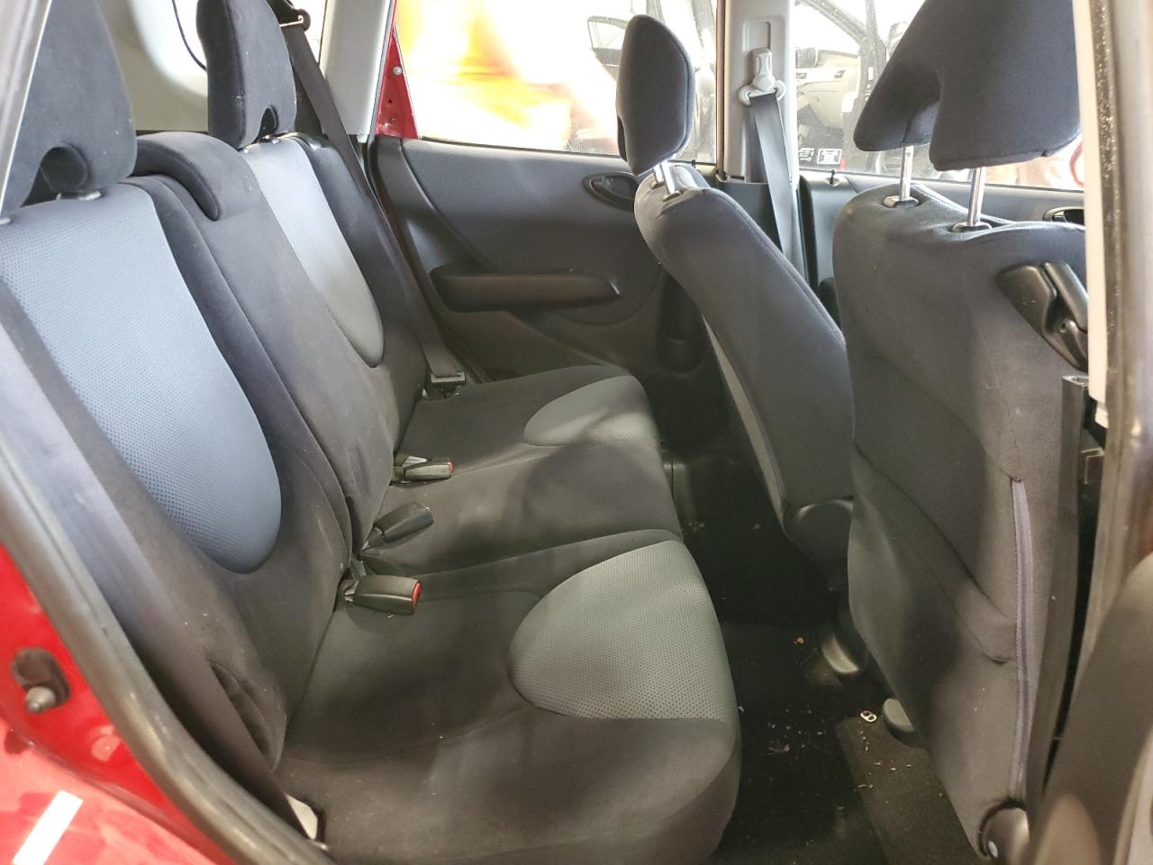 2007 Honda Fit S VIN: JHMGD38687S042037 Lot: 71520455