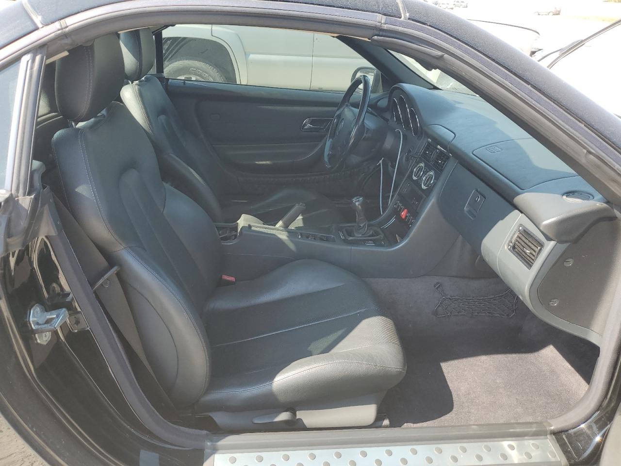 1999 Mercedes-Benz Slk 230 Kompressor VIN: WDBKK47F7XF103054 Lot: 81479705