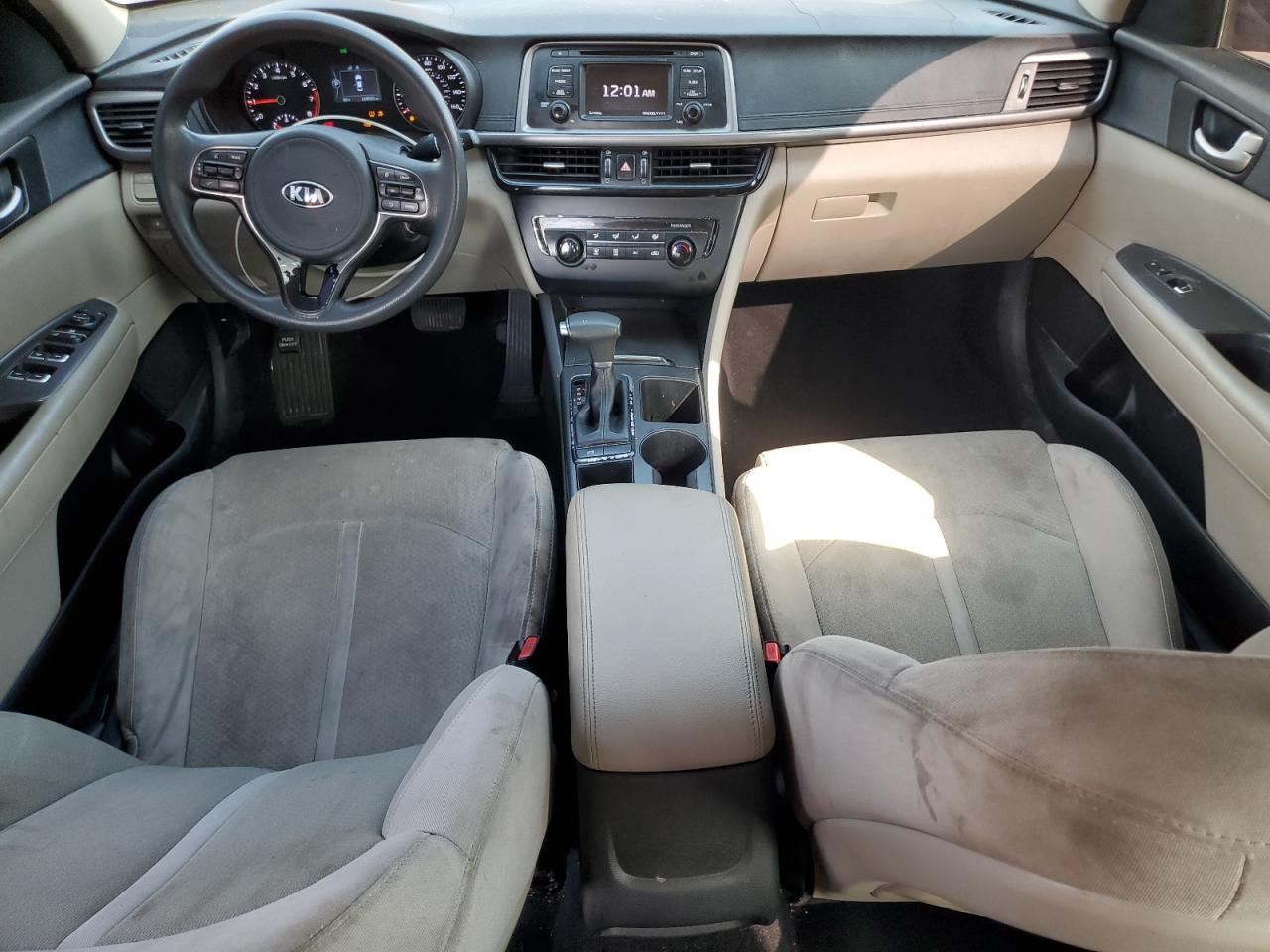 2017 Kia Optima Lx VIN: 5XXGT4L32HG135042 Lot: 80581425