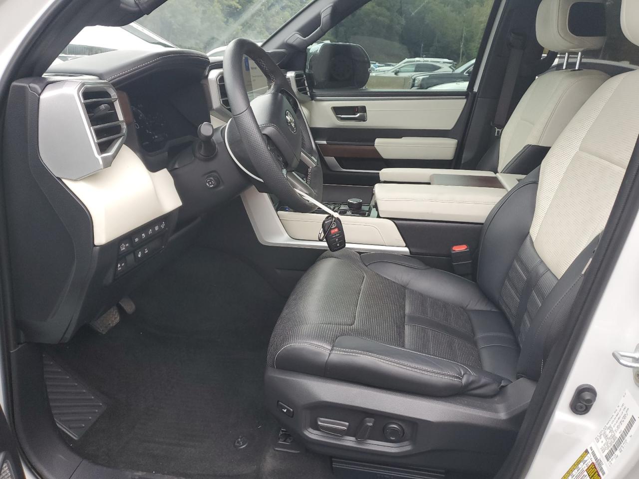 2022 Toyota Tundra Crewmax Capstone VIN: 5TFVC5DB1NX009536 Lot: 84261815