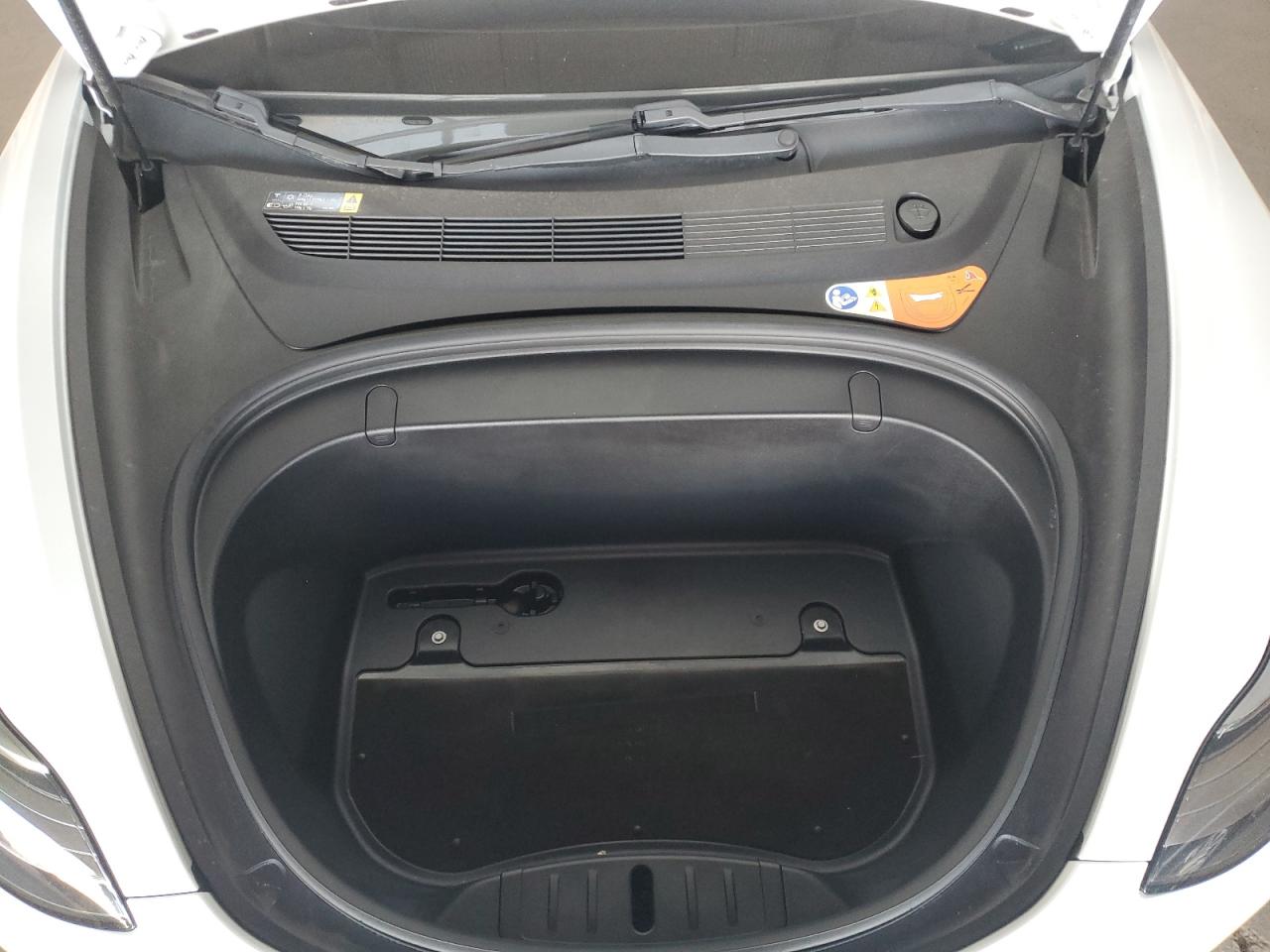 2018 Tesla Model 3 VIN: 5YJ3E1EA2JF018394 Lot: 82115195