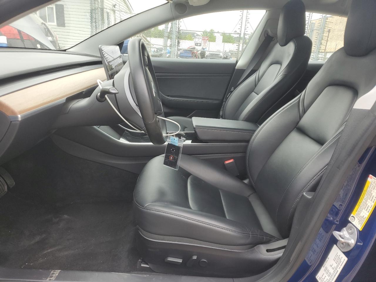 2019 Tesla Model 3 VIN: 5YJ3E1EB0KF365569 Lot: 68616235