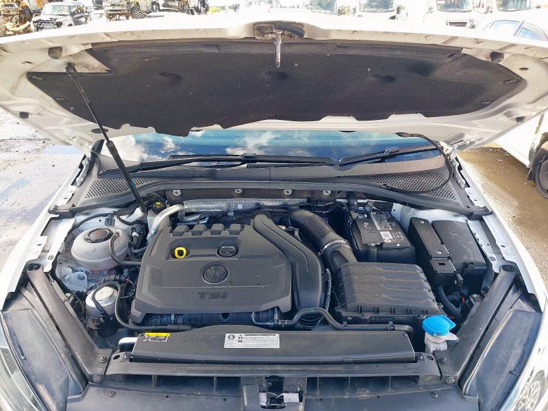 2018 VOLKSWAGEN GOLF SE NAVIGATION TSI EV 