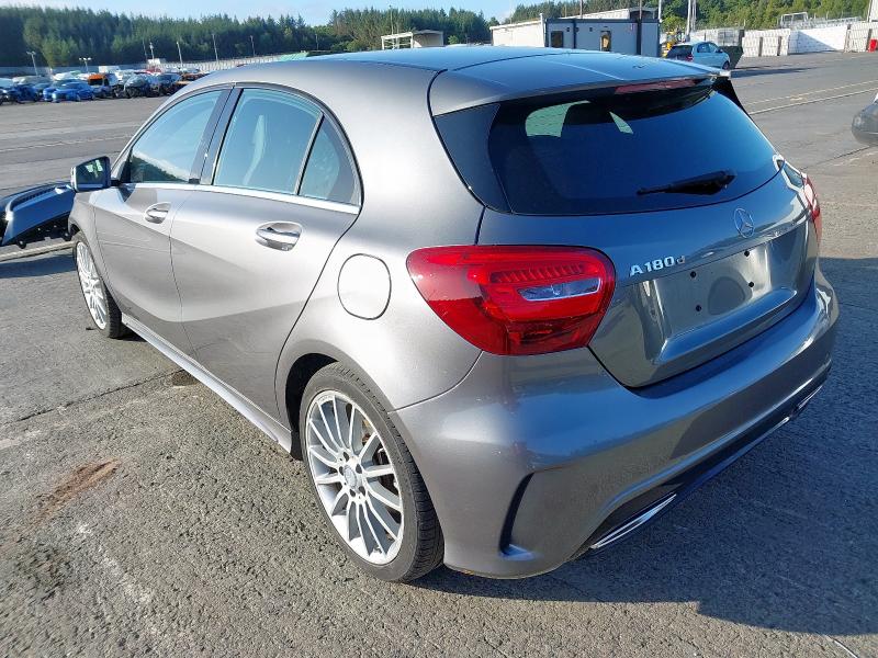 2016 MERCEDES-BENZ A 180 D AMG LINE 