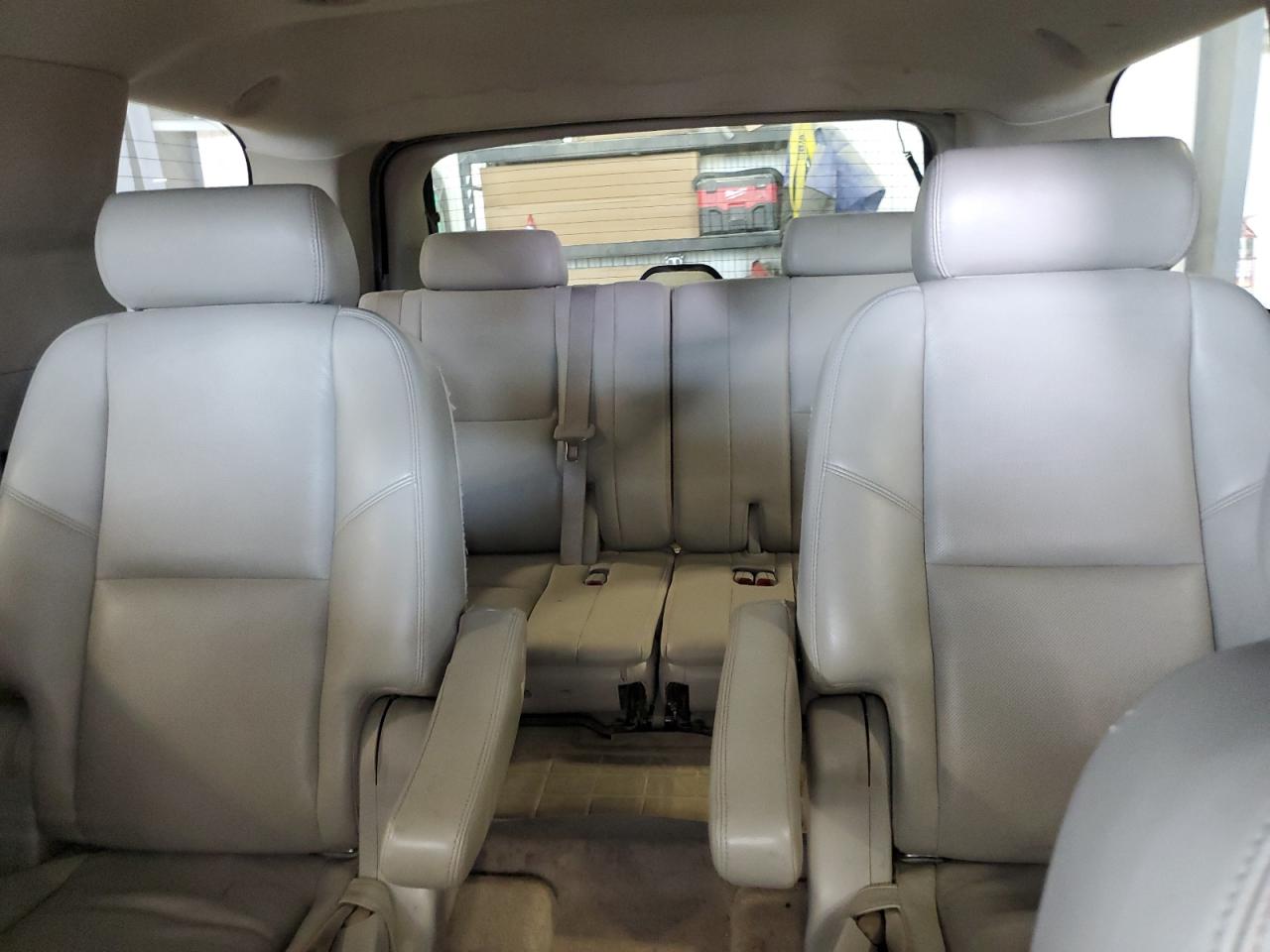 2010 Chevrolet Tahoe K1500 Ltz VIN: 1GNUKCE09AR200496 Lot: 71053915