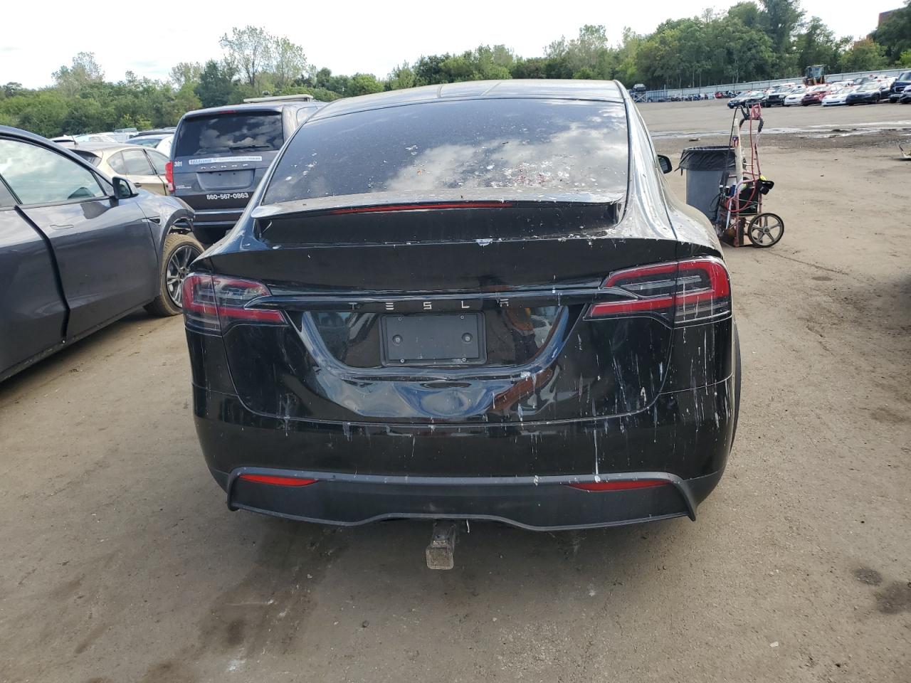 2024 Tesla Model X VIN: 7SAXCBE51RF447573 Lot: 72056275