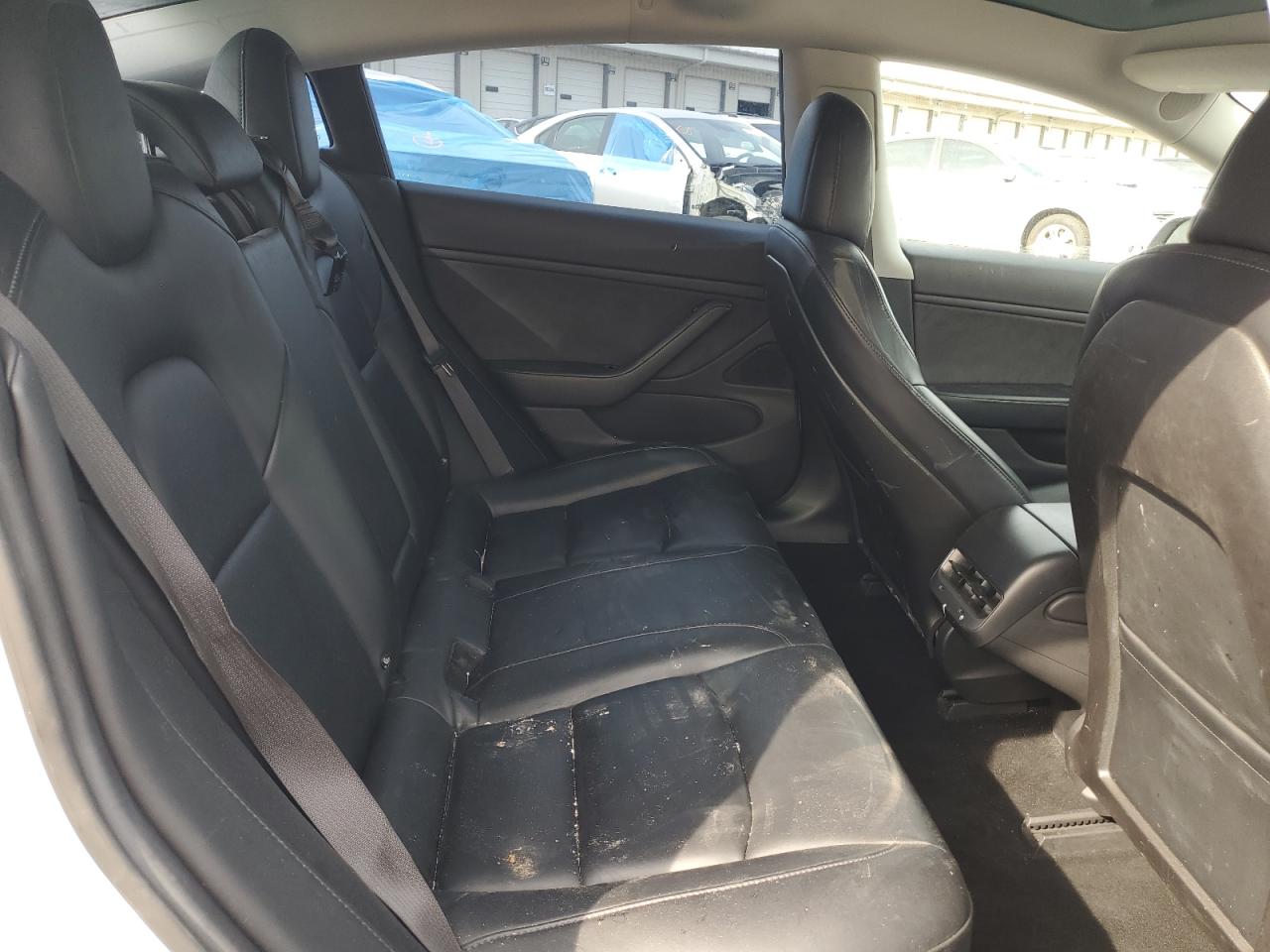 2018 Tesla Model 3 VIN: 5YJ3E1EA5JF035318 Lot: 81348775