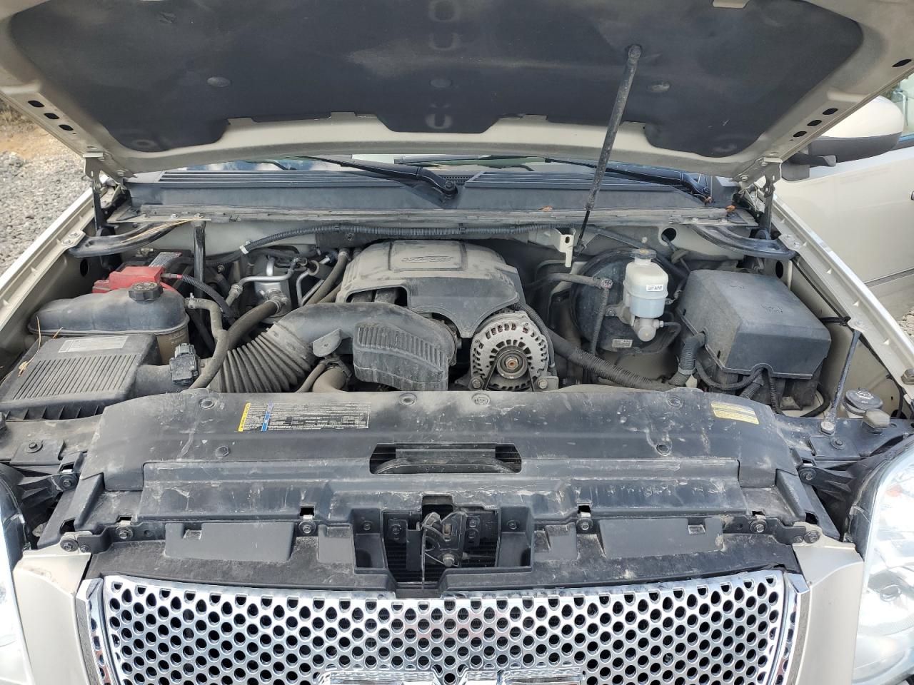 2010 GMC Yukon Denali VIN: 1GKUKEEF7AR185106 Lot: 71897785