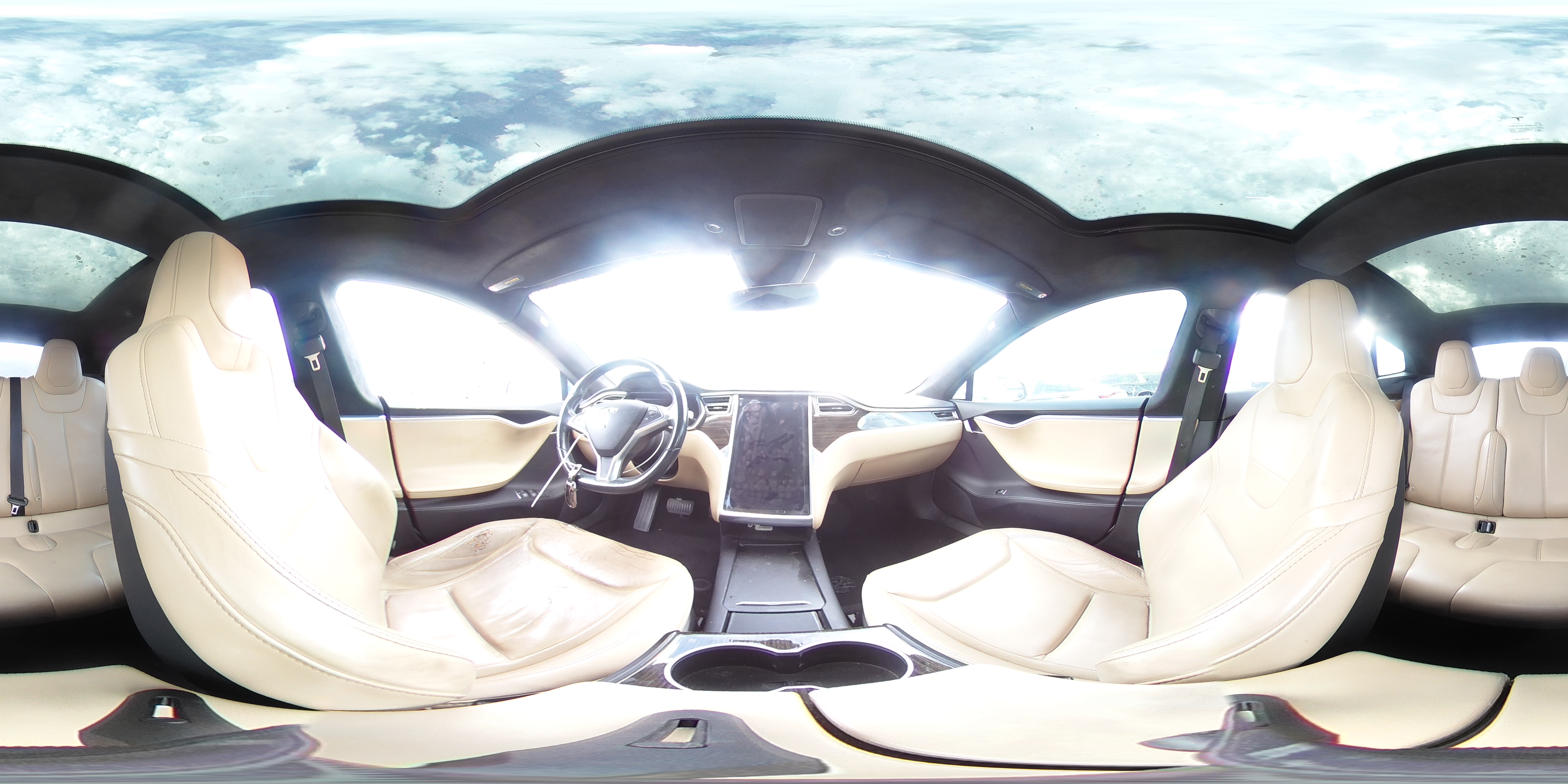 2016 Tesla Model S VIN: 5YJSA1E24GF161484 Lot: 70189095