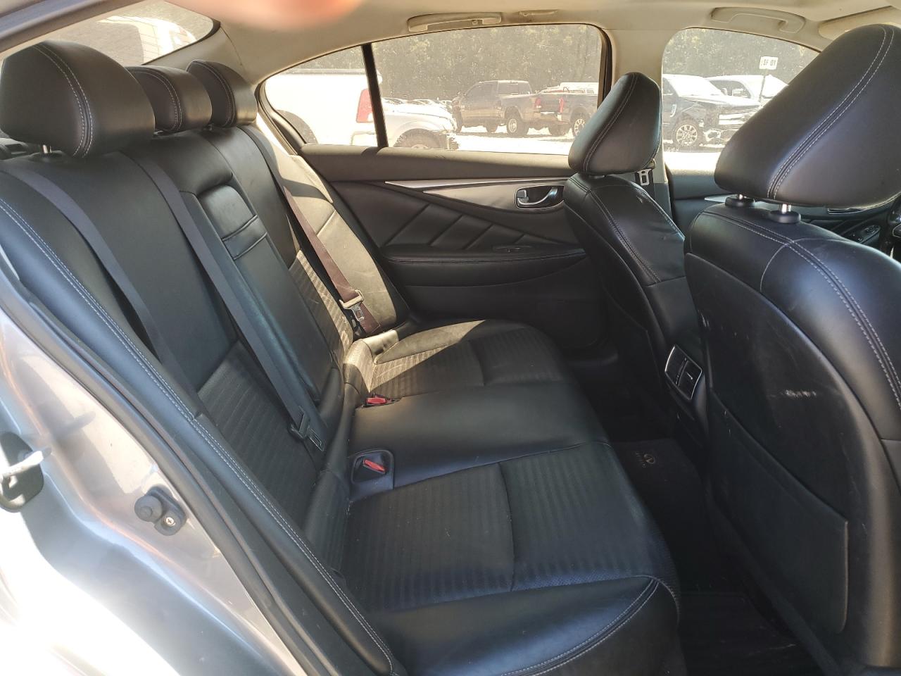 2014 Infiniti Q50 Base VIN: JN1BV7AP6EM692038 Lot: 71668365