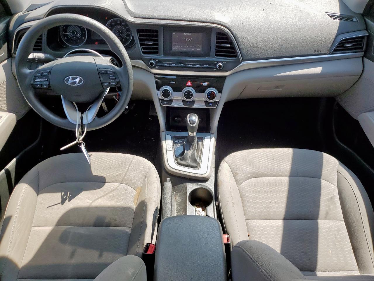 2019 Hyundai Elantra Se VIN: KMHD74LF8KU814845 Lot: 72086585