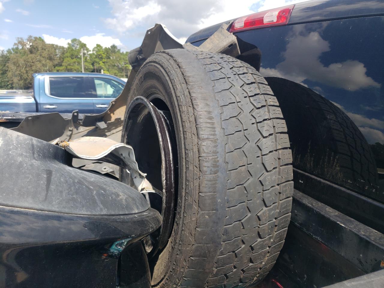 2016 Ram 1500 St VIN: 3C6RR7KT7GG266156 Lot: 84360875