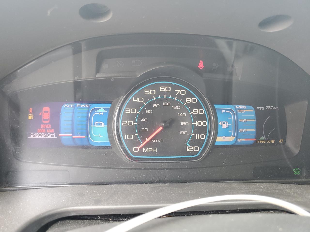 2010 Ford Fusion Hybrid VIN: 3FADP0L30AR135800 Lot: 80471985