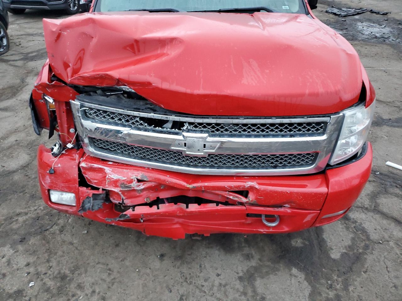 2011 Chevrolet Silverado K1500 Lt VIN: 1GCRKSE33BZ230727 Lot: 81225925