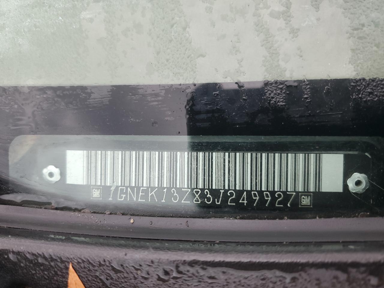 2003 Chevrolet Tahoe K1500 VIN: 1GNEK13Z83J249927 Lot: 84010245