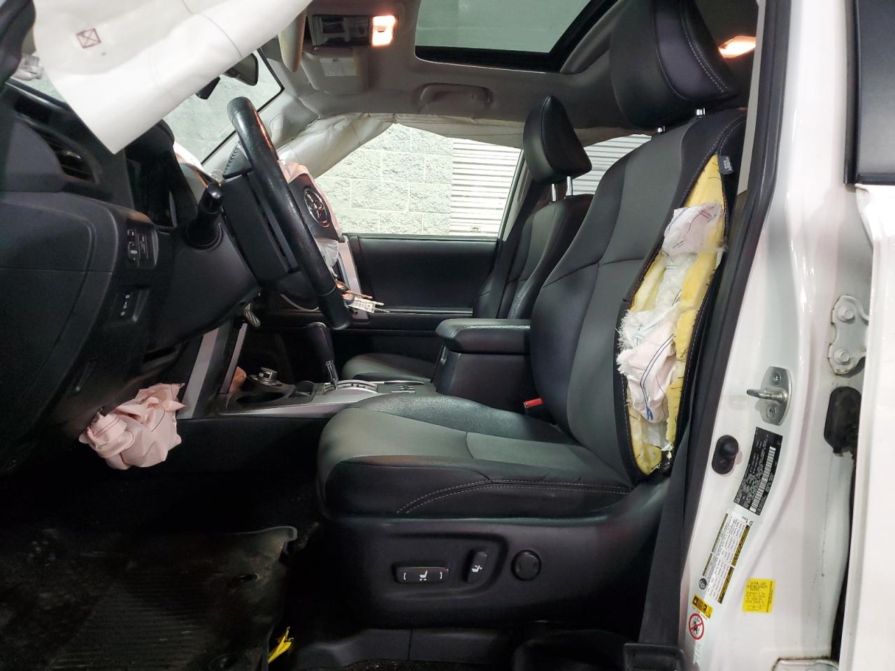 2018 Toyota 4Runner Sr5/Sr5 Premium VIN: JTEBU5JR4J5538840 Lot: 70771825