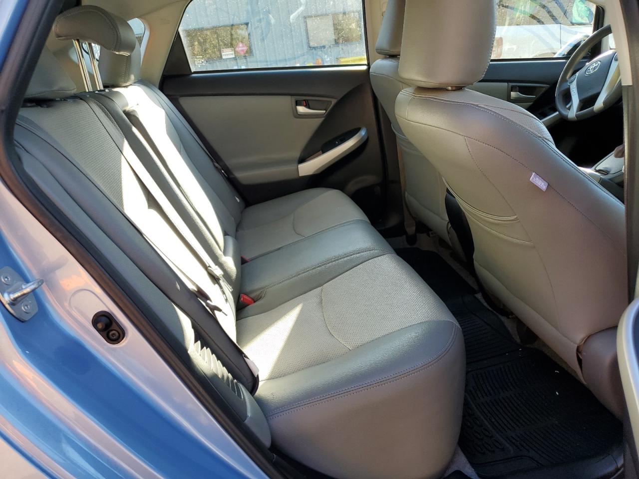 2014 Toyota Prius Plug-In VIN: JTDKN3DP1E3055601 Lot: 81811335