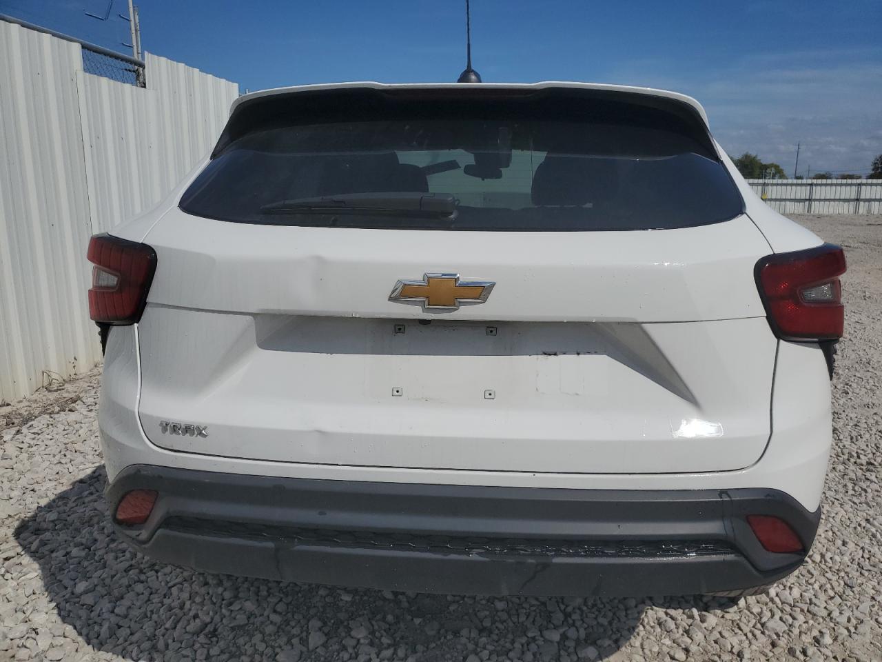 2025 Chevrolet Trax Ls VIN: KL77LFEP6SC122679 Lot: 71445315