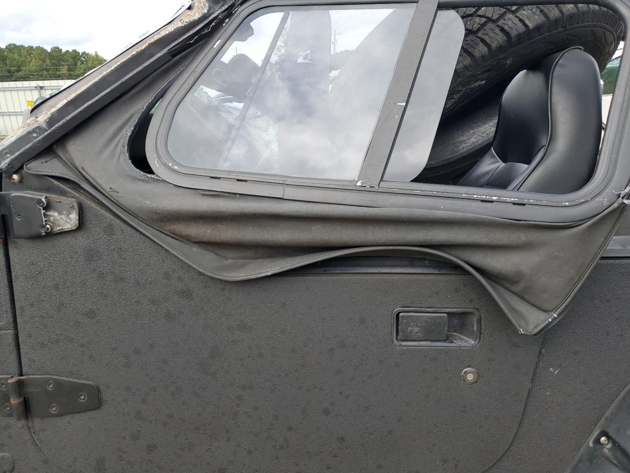 1993 Jeep Wrangler / Yj VIN: 1J4FY29S8PP218623 Lot: 83761635