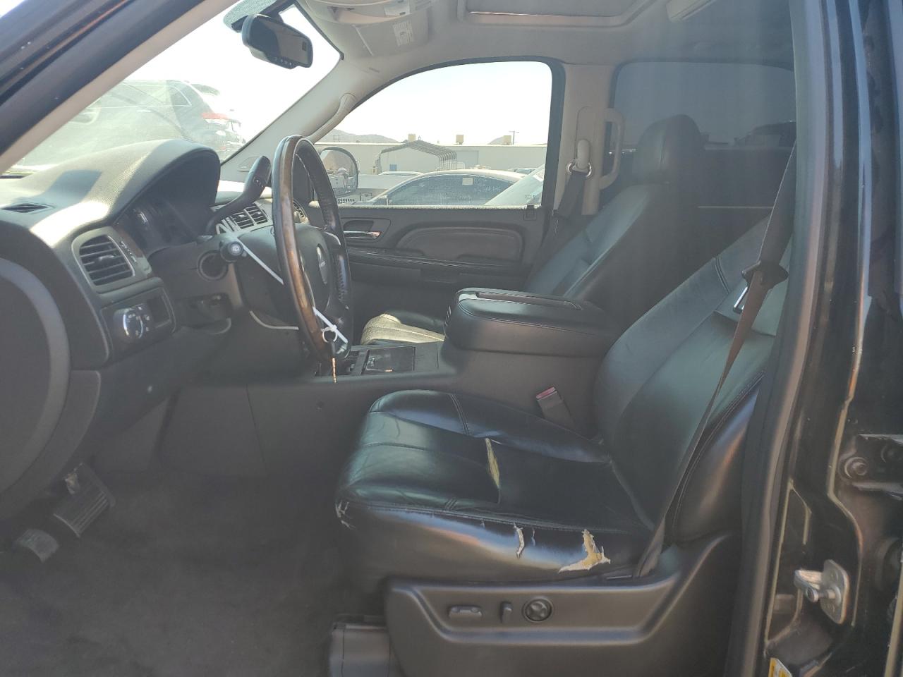 2007 GMC Yukon Denali VIN: 1GKFK63867J331084 Lot: 84060045