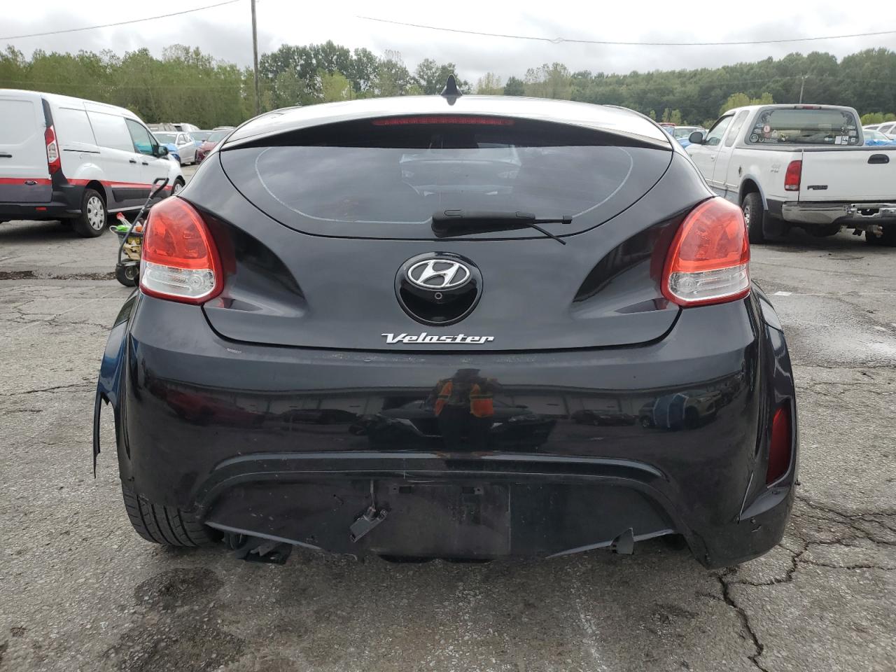 2017 Hyundai Veloster VIN: KMHTC6AD2HU319716 Lot: 82057405