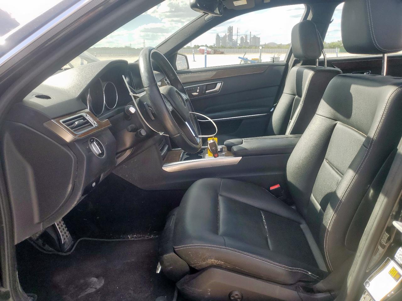 2014 Mercedes-Benz E 350 VIN: WDDHF5KB3EB074561 Lot: 84014245