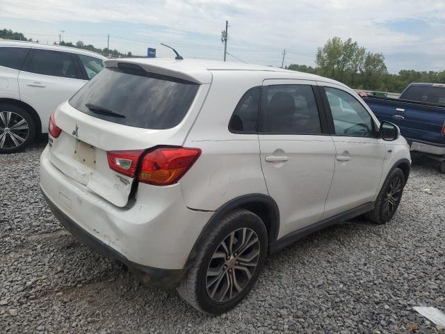 Паркетники MITSUBISHI OUTLANDER 2016 Белы