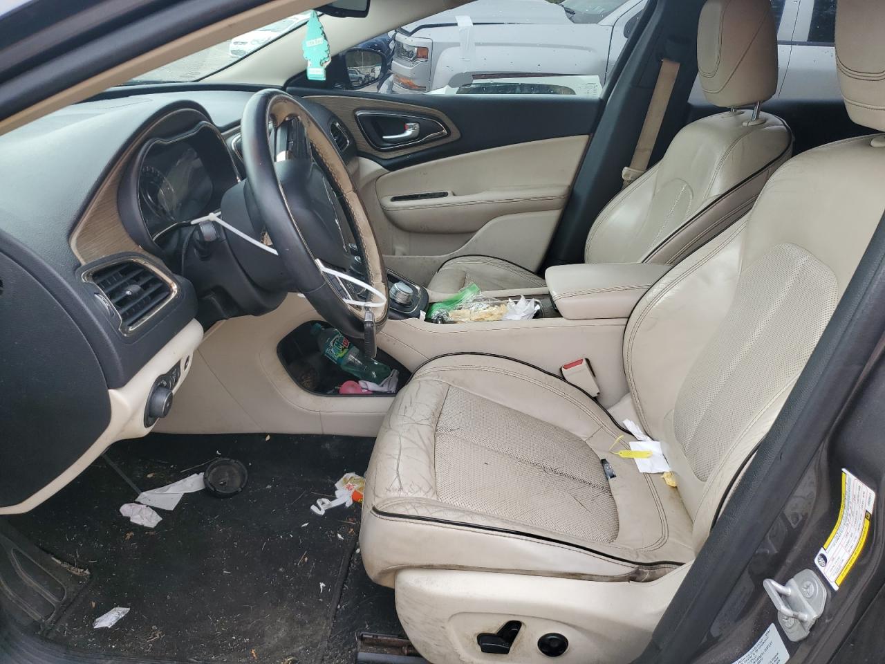 2015 Chrysler 200 C VIN: 1C3CCCCGXFN526411 Lot: 81383265