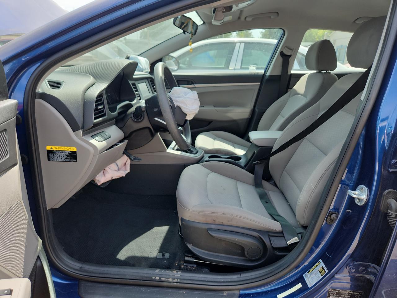 2019 Hyundai Elantra Se VIN: 5NPD74LF0KH413238 Lot: 80743825