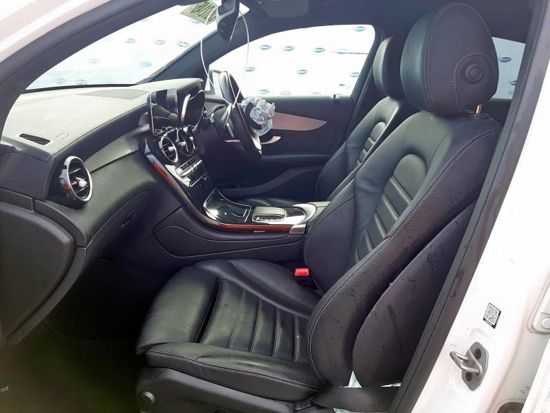 2021 MERCEDES-BENZ GLC 300 AMG LINE 4MATIC A 