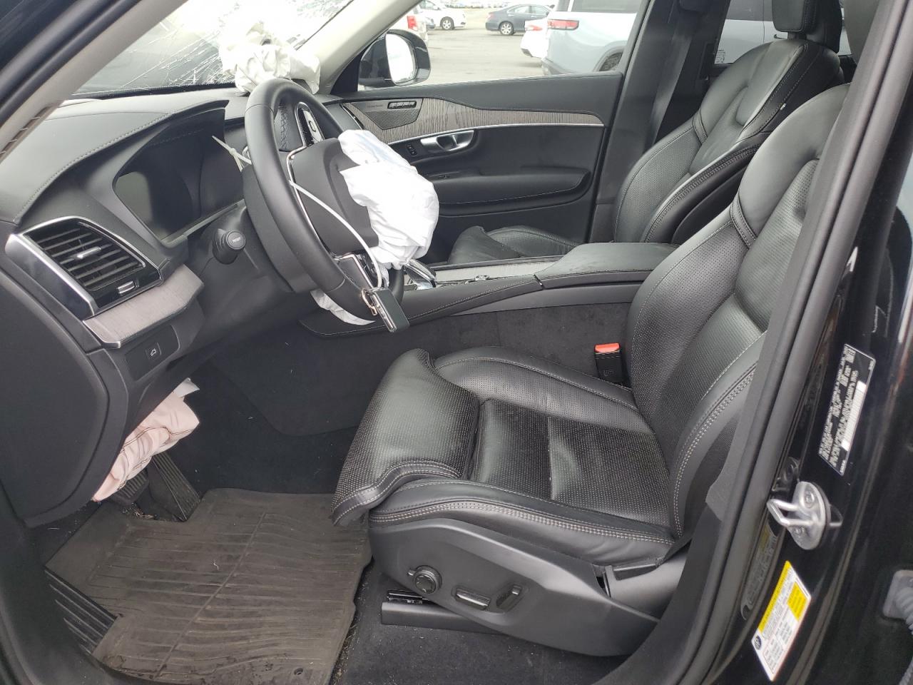 2024 Volvo Xc90 Ultimate VIN: YV4062JF3R1202686 Lot: 84054085