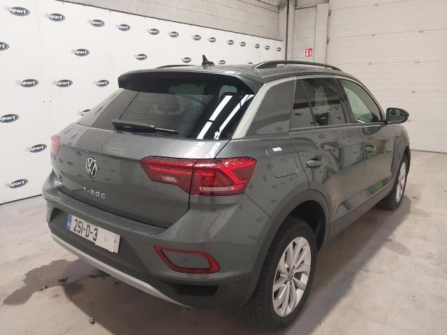 2025 VOLKSWAGEN T-ROC 