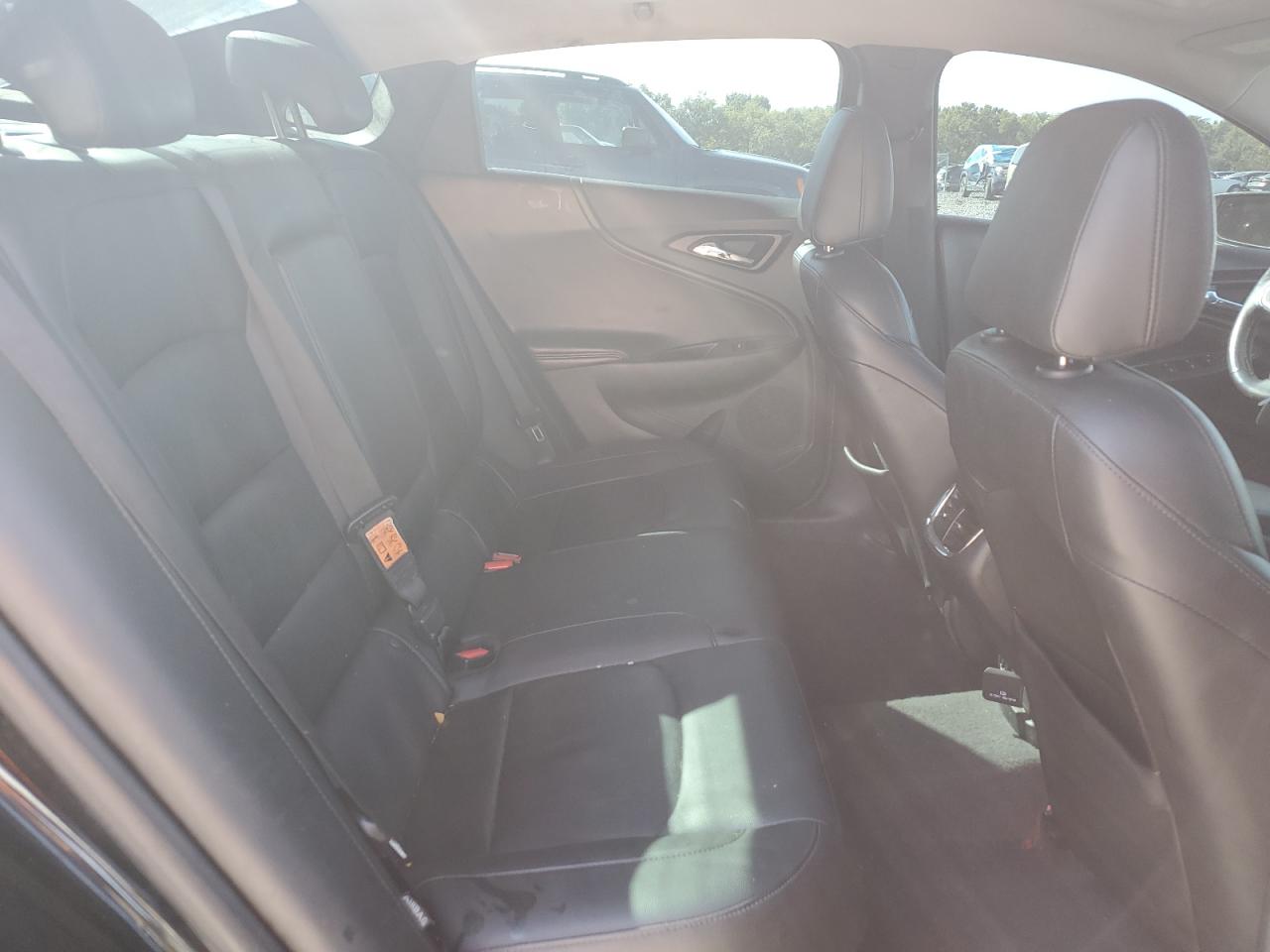 2018 Chevrolet Malibu Lt VIN: 1G1ZD5ST5JF101445 Lot: 84000765