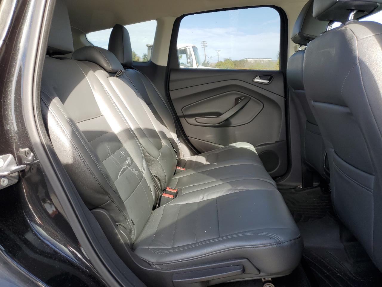 2015 Ford Escape Se VIN: 1FMCU0GXXFUB31826 Lot: 81472385