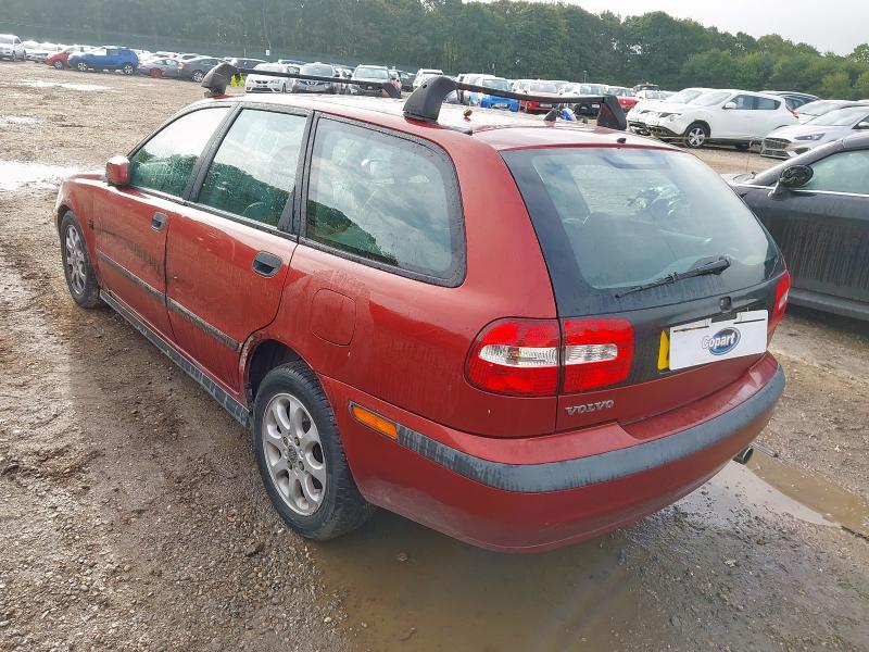 2000 VOLVO V40 XS AUTO 