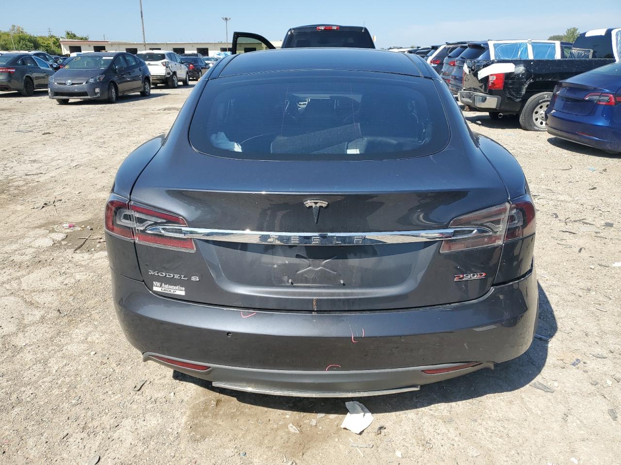 2015 Tesla Model S VIN: 5YJSA1E44FF106503 Lot: 71393465