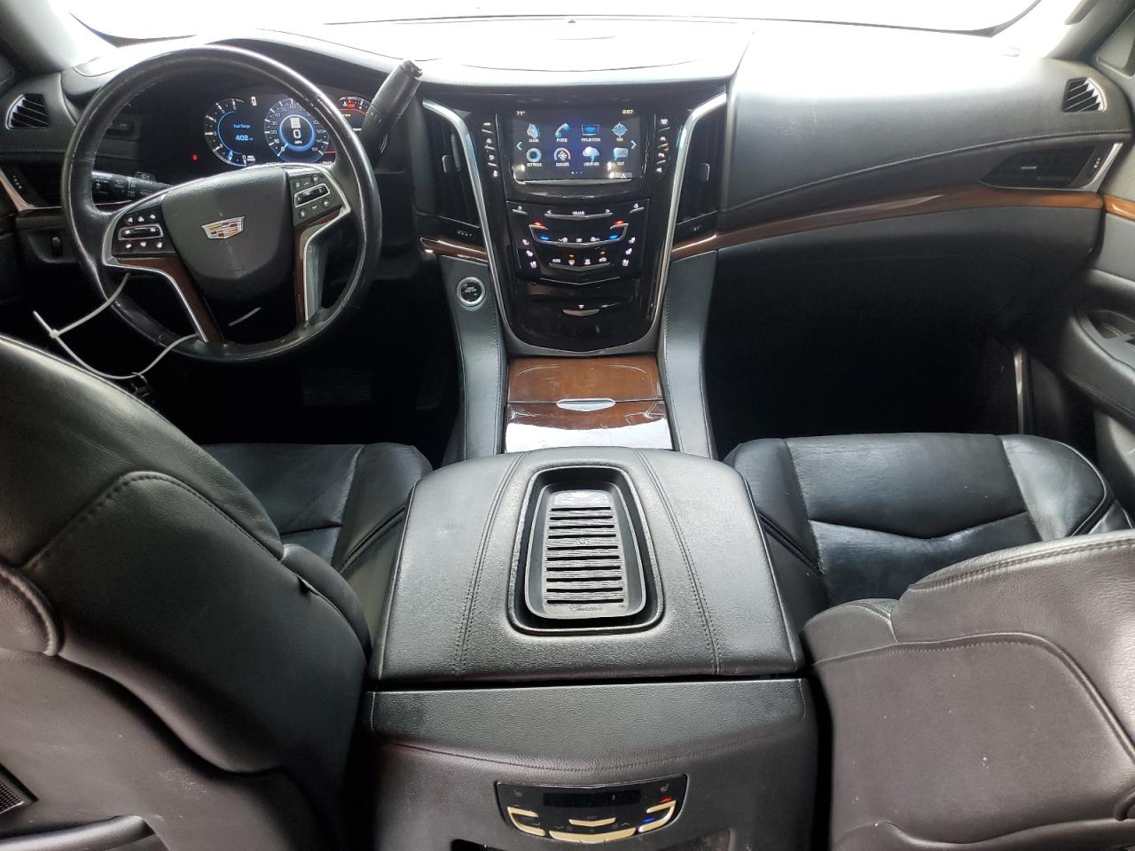 2018 Cadillac Escalade Luxury VIN: 1GYS4BKJ4JR360779 Lot: 71508865