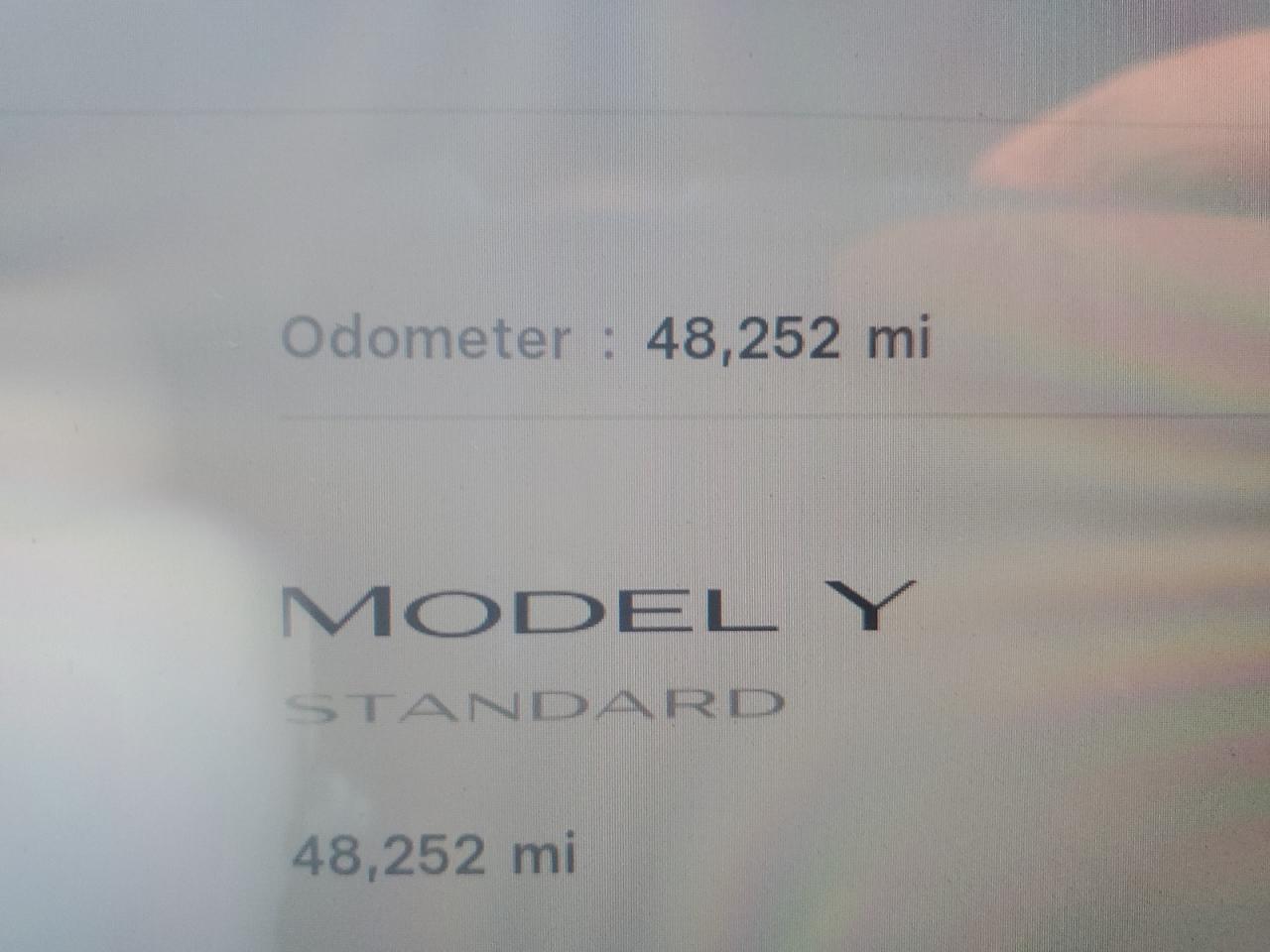 2021 Tesla Model Y VIN: 5YJYGDED0MF132572 Lot: 80666055