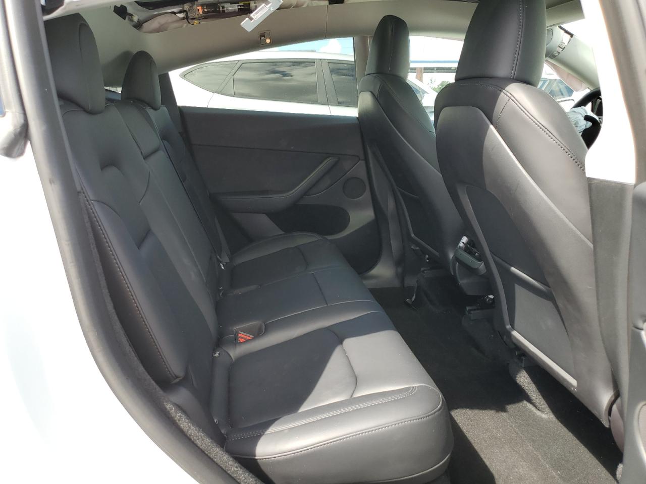 2023 Tesla Model Y VIN: 7SAYGDEE2PF683618 Lot: 84240115