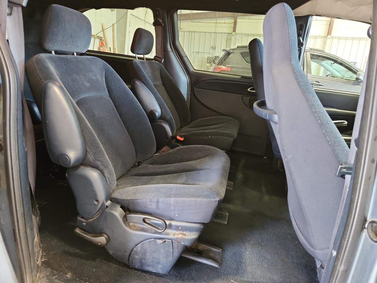 2003 Dodge Grand Caravan Sport VIN: 2D4GP44383R218318 Lot: 71521415