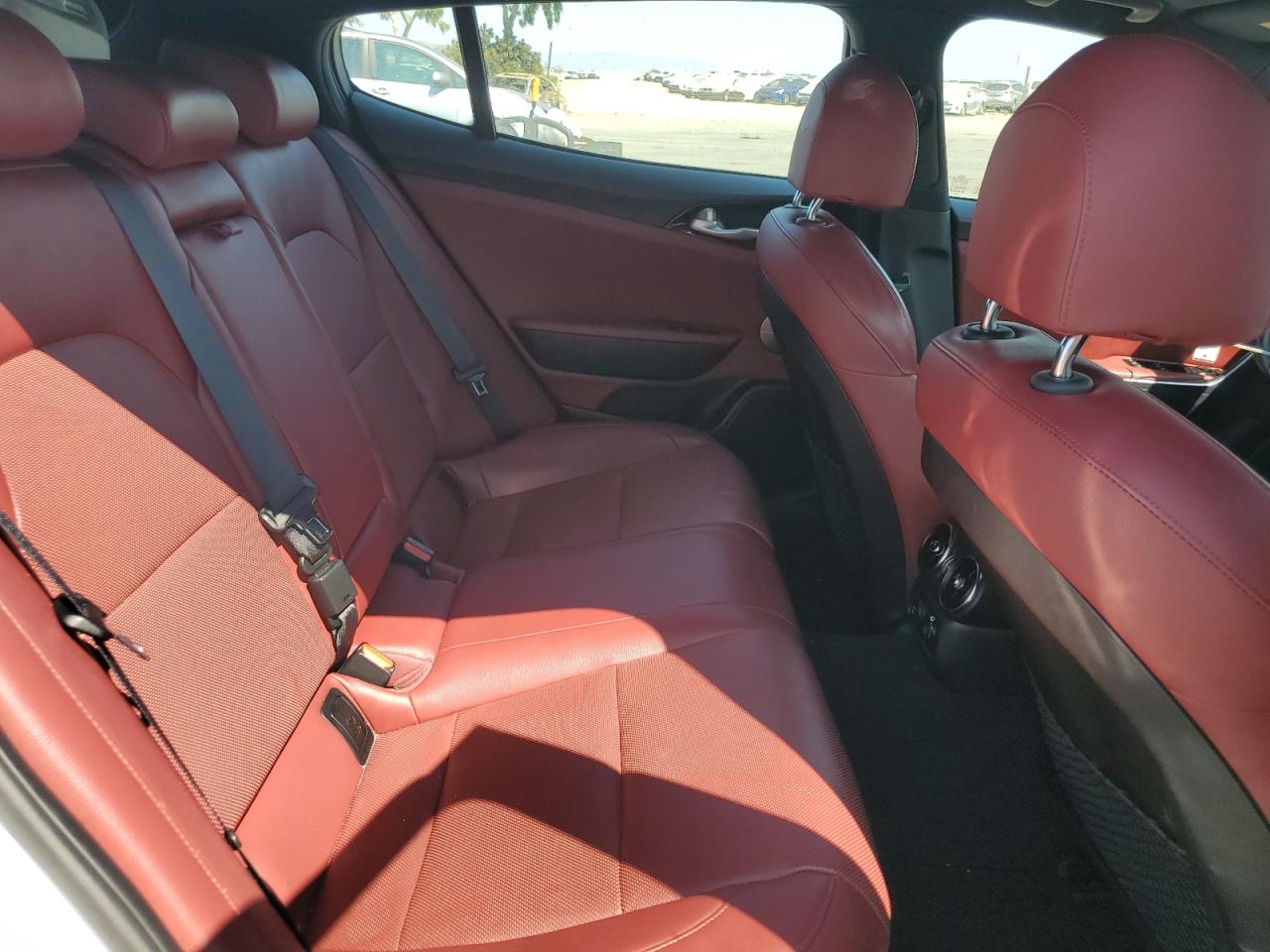 2022 Kia Stinger Gt Line VIN: KNAE35LDXN6109723 Lot: 80145975