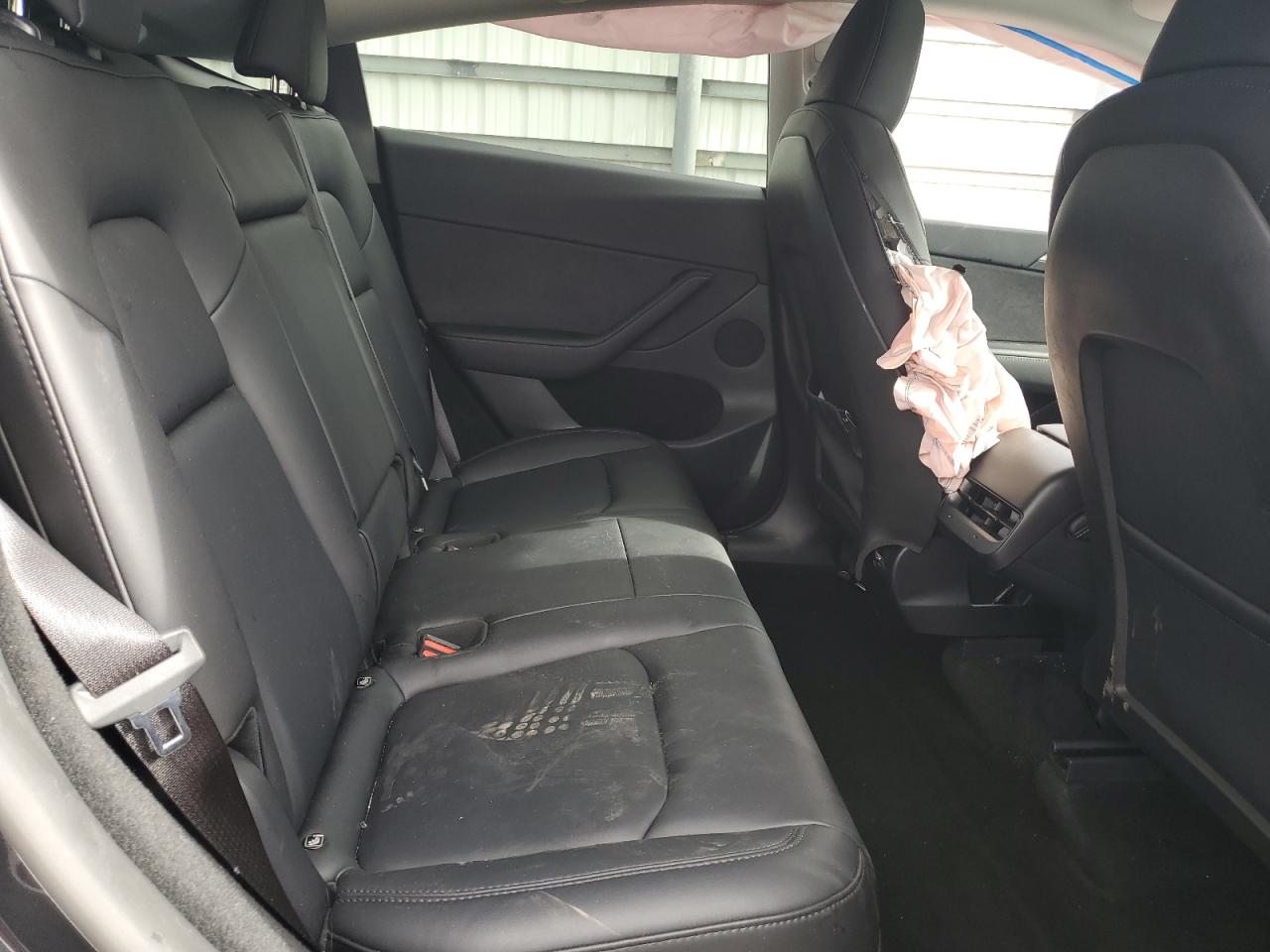 2024 Tesla Model Y VIN: 7SAYGDEDXRF049810 Lot: 71202645
