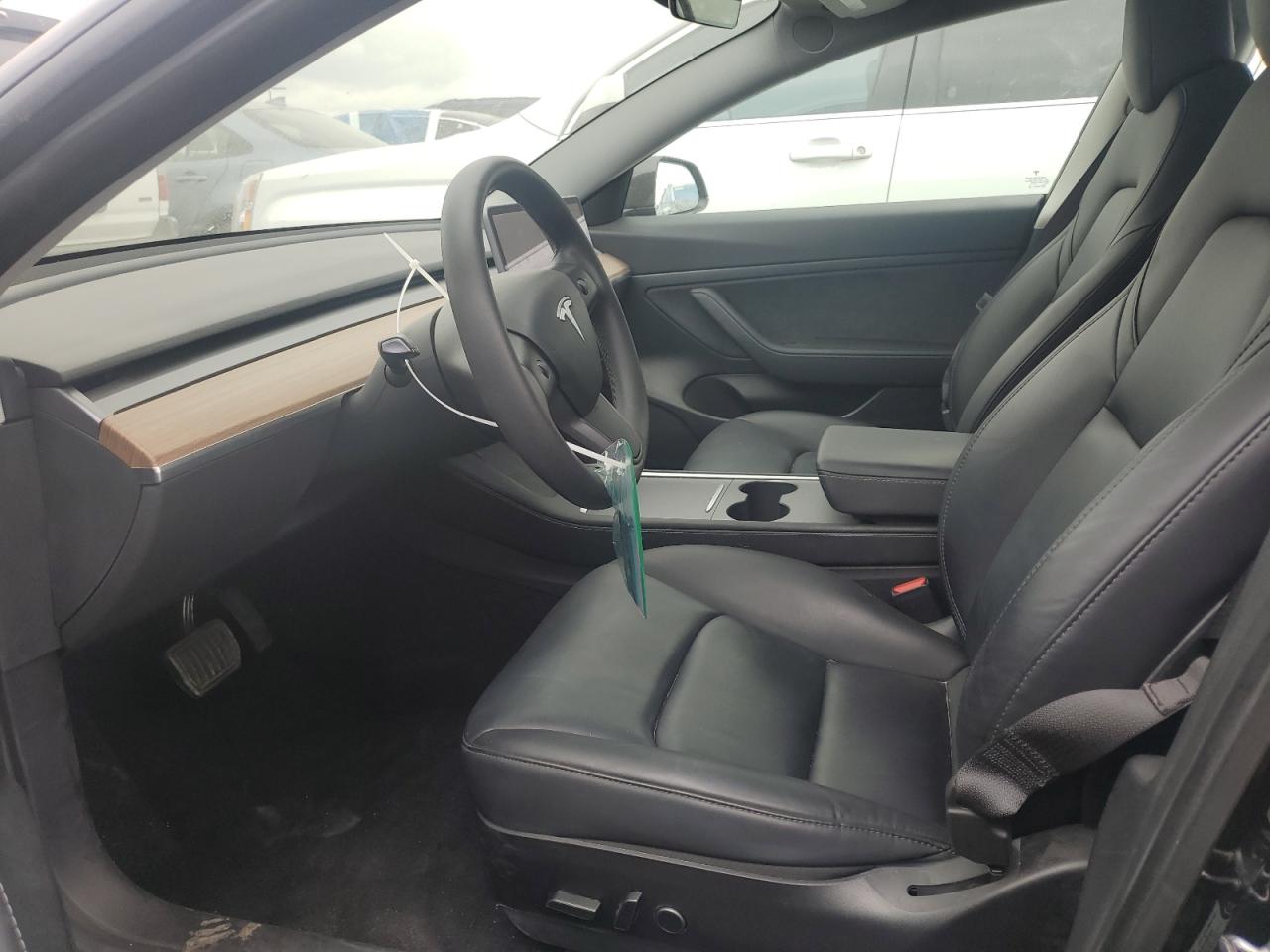 2021 Tesla Model 3 VIN: 5YJ3E1EA8MF870656 Lot: 82039095