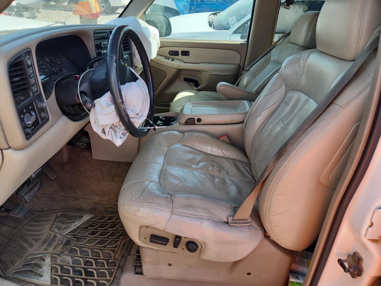 2002 Chevrolet Suburban K1500 VIN: 3GNFK16T22G263950 Lot: 71591945